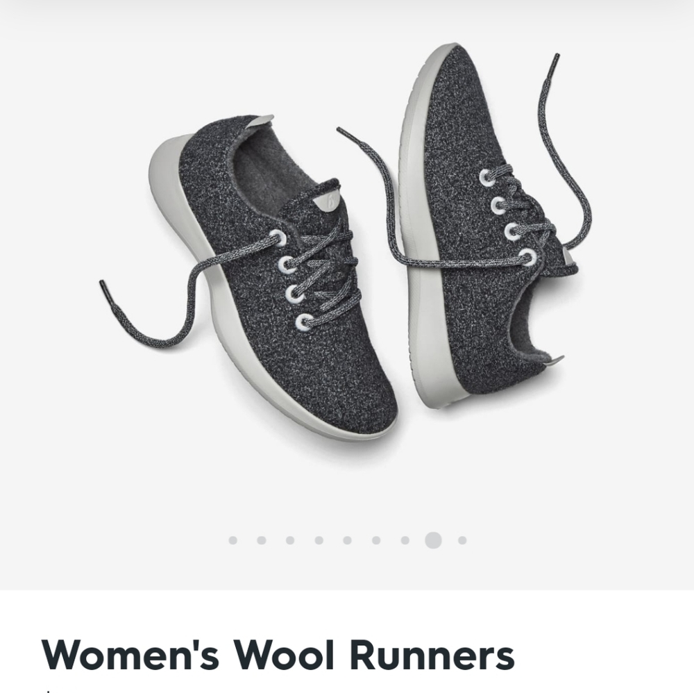 Grey albirds
